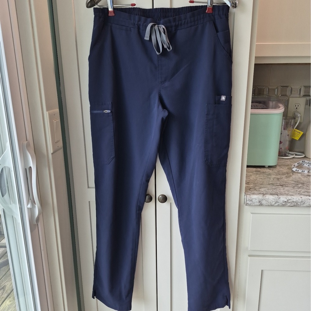 FIGS Cargo Scrub Pants Women Sz M Navy Blue Technical Collection TW2000R
